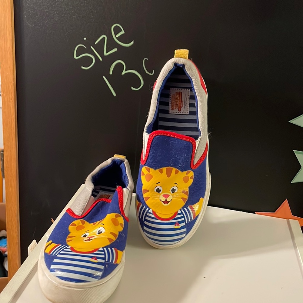 Daniel Tiger slip ons